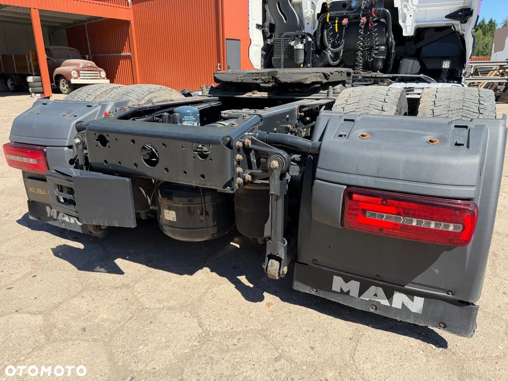 MAN TGX 18.430 MEGA / RETARDER / 3 SZTUKI / BIAŁY KOLOR OKLEJONY FOLIĄ / 1 WŁAŚCICIEL / SALON POLSKA / LOW DECK / KLIMA POSTOJOWA / MAŁE PRZEBIEGI TYLKO 360-420 TYS. KM / 2022 ROK PRODUKCJI !! - 17