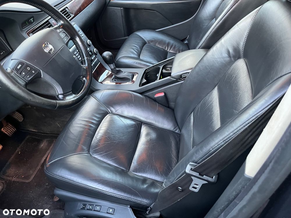 Volvo V70 2.0D Summum - 19