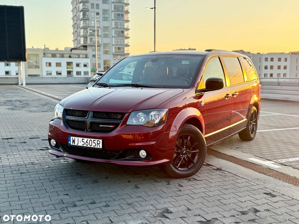 Dodge Grand Caravan - 20