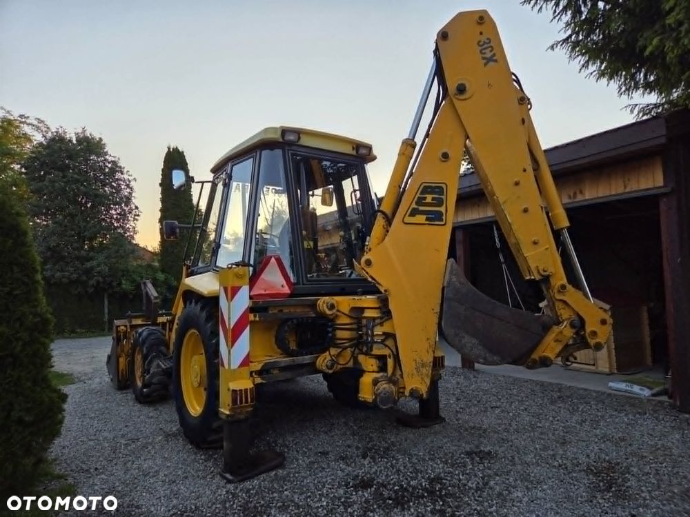JCB 3CX - 7
