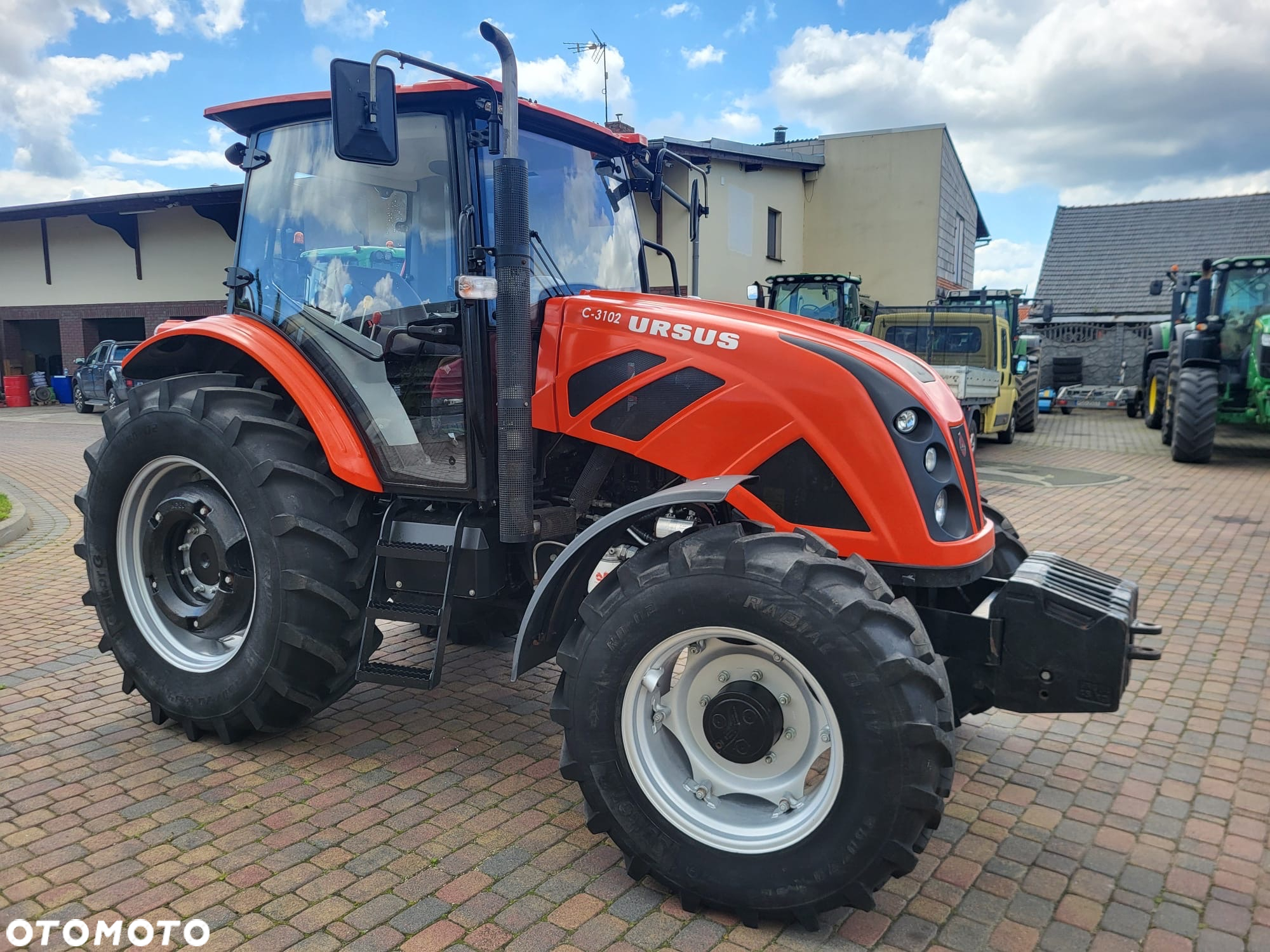 Ursus C-3102 - 2