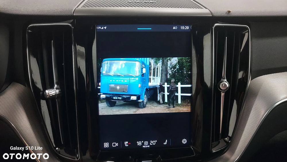 Volvo XC 60 B4 D Geartronic RDesign - 28