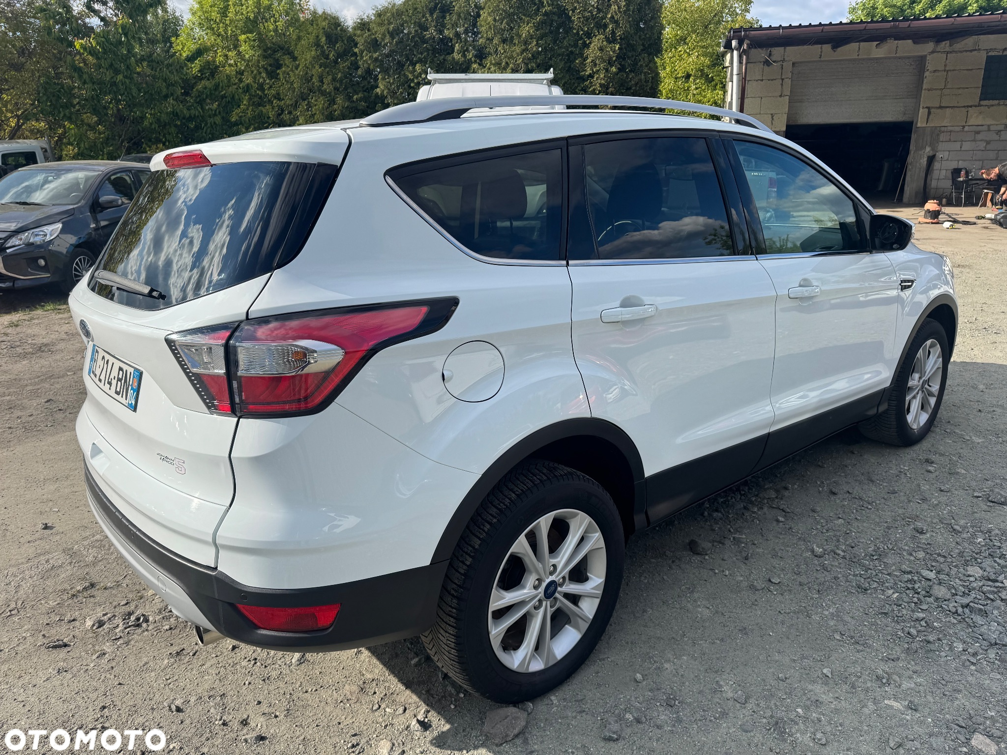 Ford Kuga - 23
