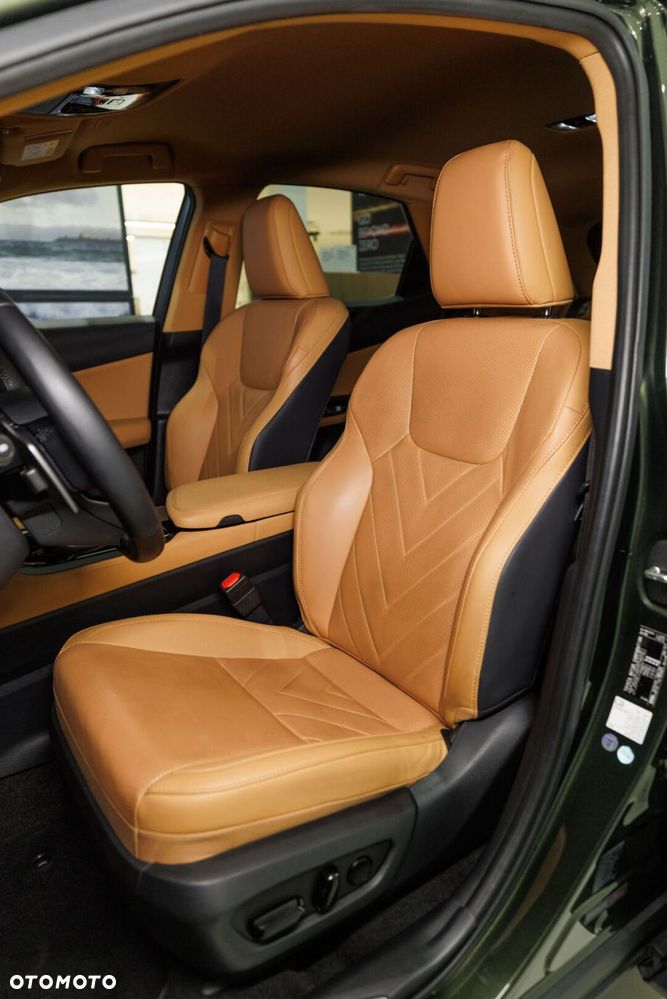 Lexus NX 350h Omotenashi AWD - 8