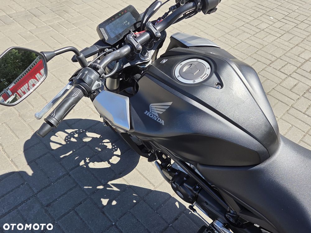 Honda CB - 17