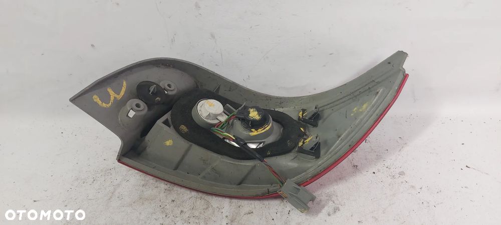 .  TYL TYLNA LAMPA LEWA MITSUBISHI COLT Z30 CABRIO - 6