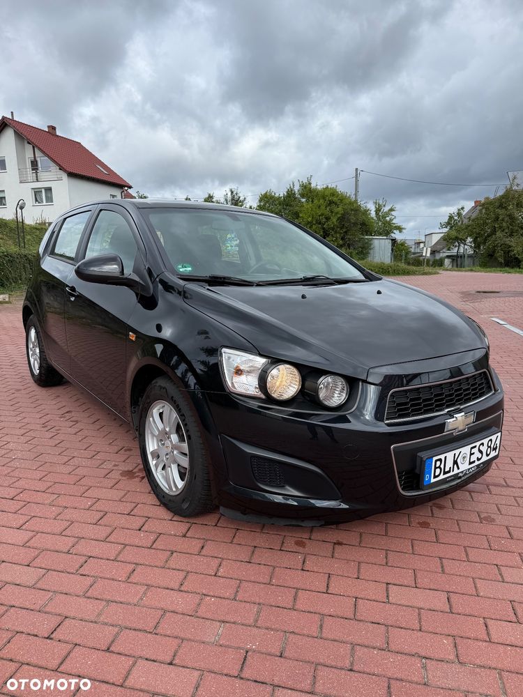Chevrolet Aveo 1.4 16V LT - 9