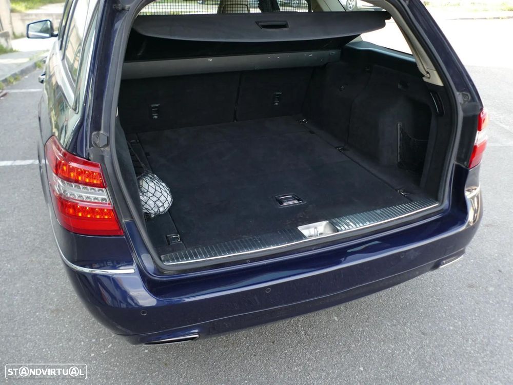 Mercedes-Benz E 220 CDi Avantgarde BE Auto. - 15