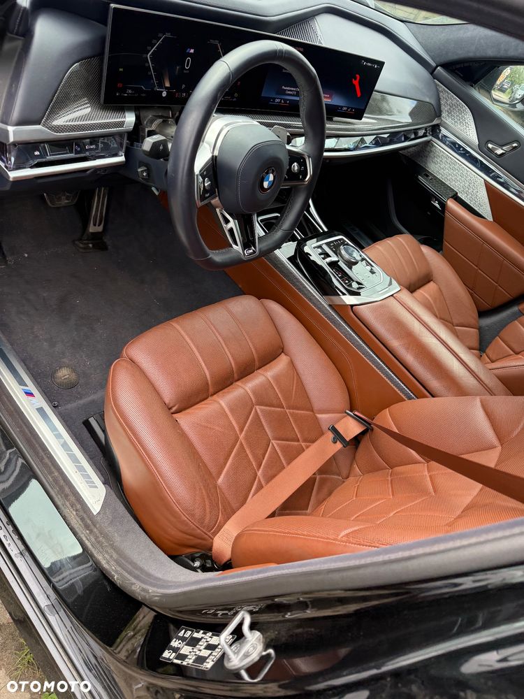 BMW Seria 7 740d xDrive mHEV sport - 12