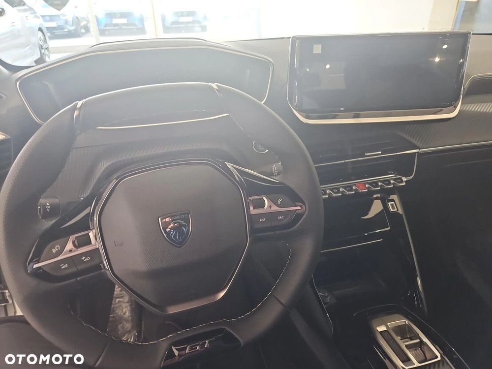 Peugeot 208 1.2 mHEV GT - 10