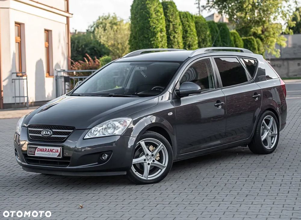 Kia Ceed - 6