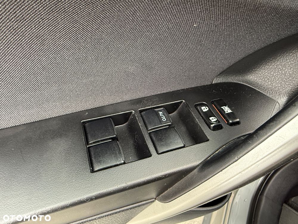 Toyota Auris Hybrid 135 Premium - 14
