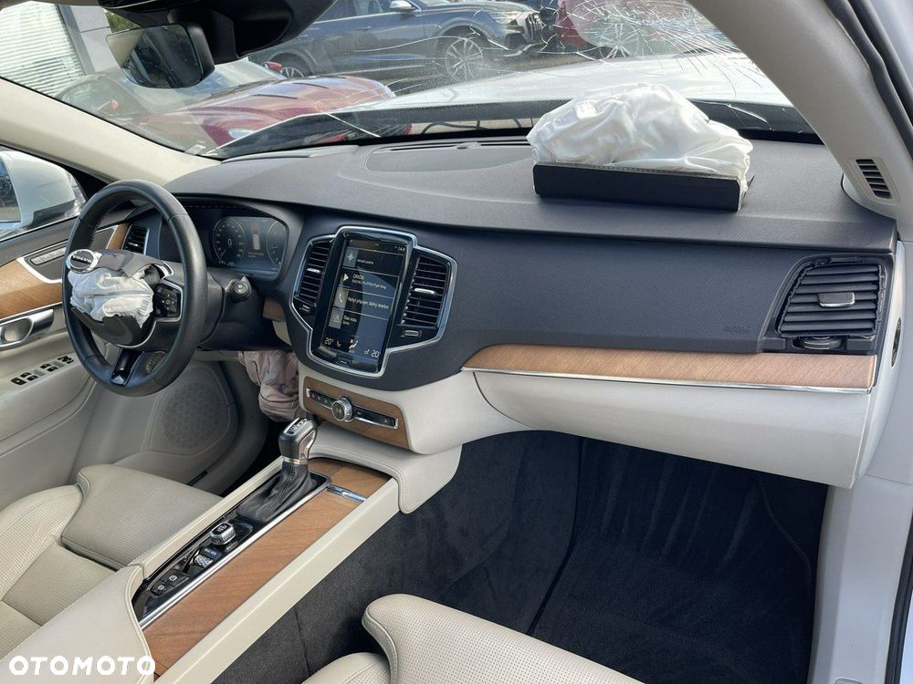 Volvo XC 90 D5 SCR AWD Inscription - 12