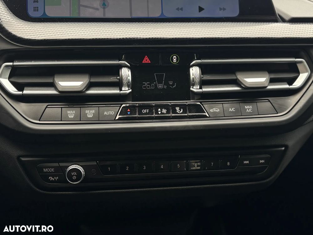 BMW Seria 2 218i Aut. - 23