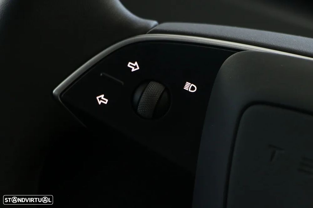 Tesla Model 3 Tração Traseira - 23