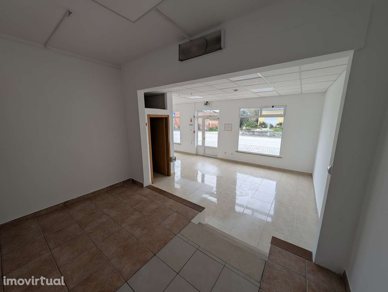 Loja / Escritório com 45m² – Bajouca, Leiria - Grande imagem: 5/8