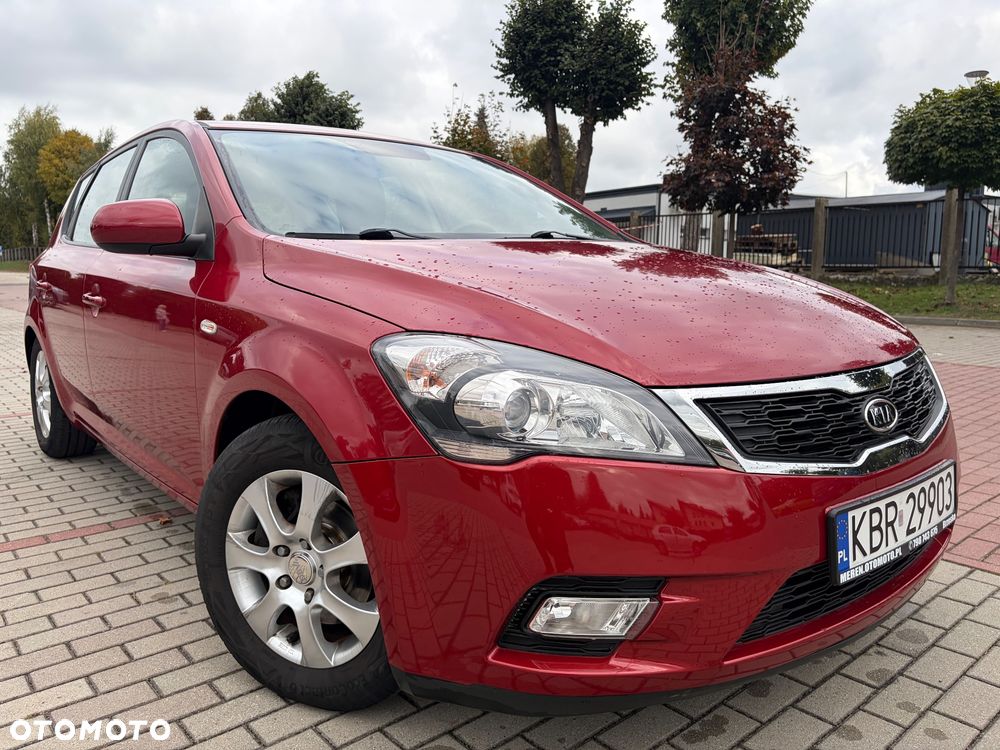 Kia Ceed - 3