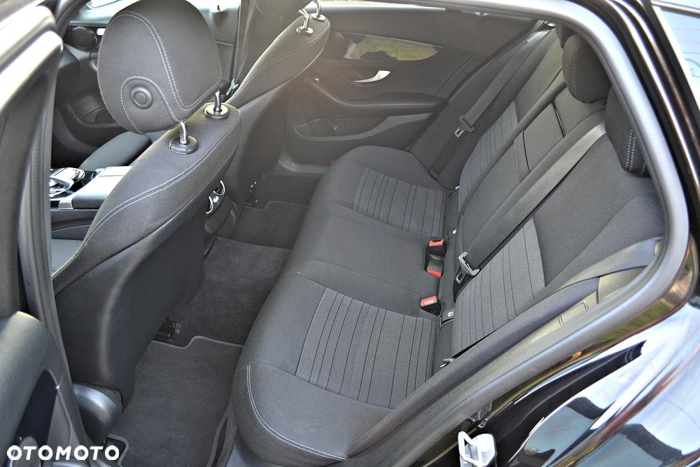 Mercedes-Benz Klasa C 220 d 9G-TRONIC Exclusive - 28