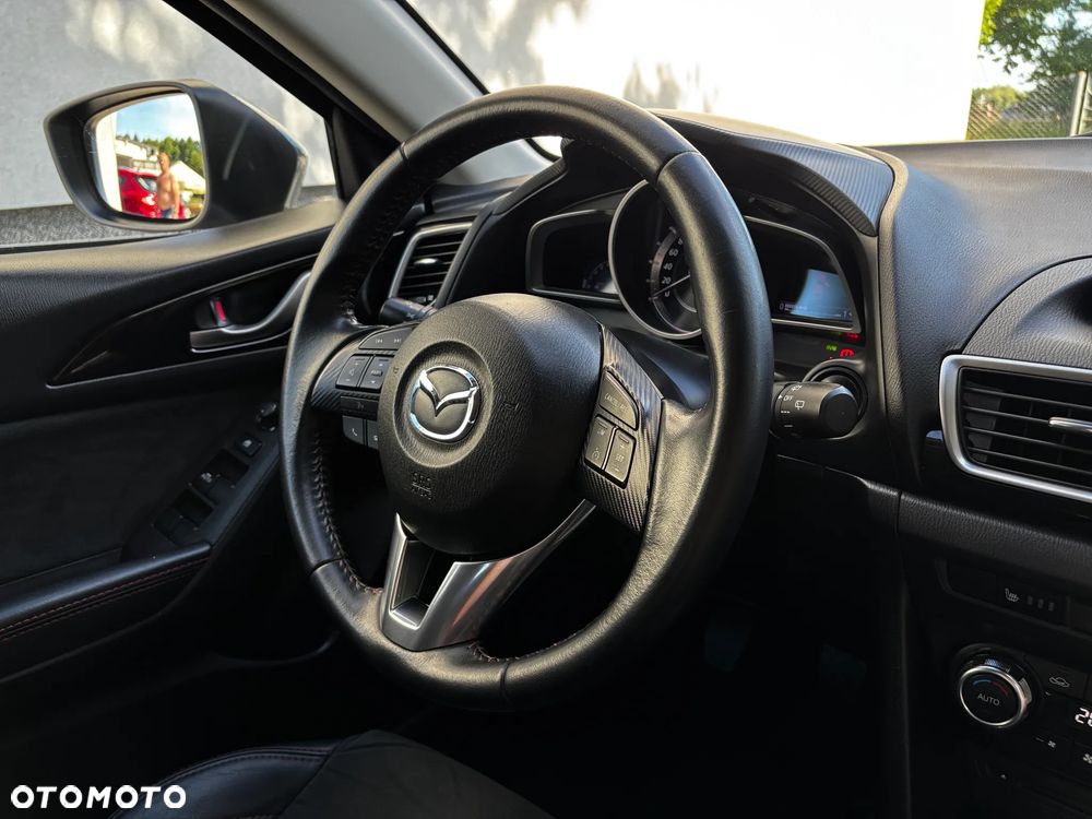 Mazda 3 SKYACTIV-G 120 NAKAMA - 33