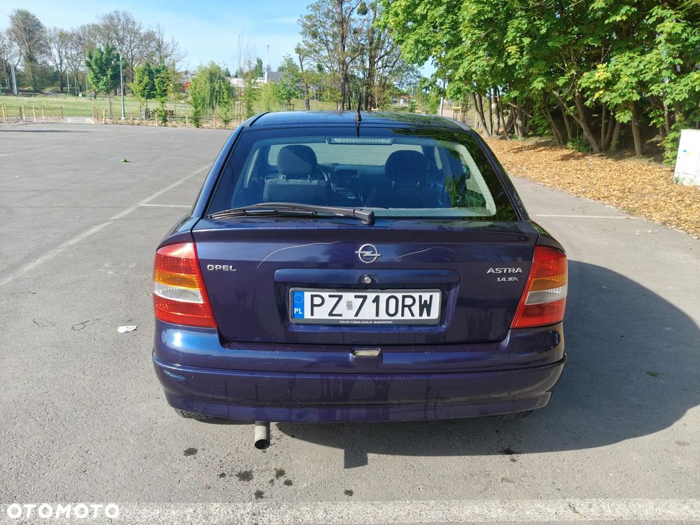 Opel Astra - 2