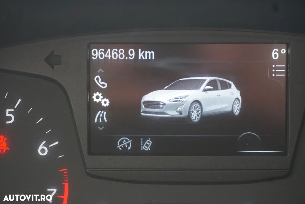 Ford Focus 1.0 EcoBoost Trend - 13