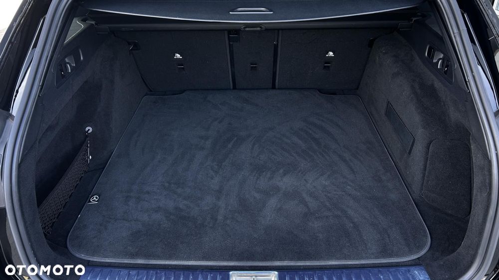 Mercedes-Benz Klasa E - 32