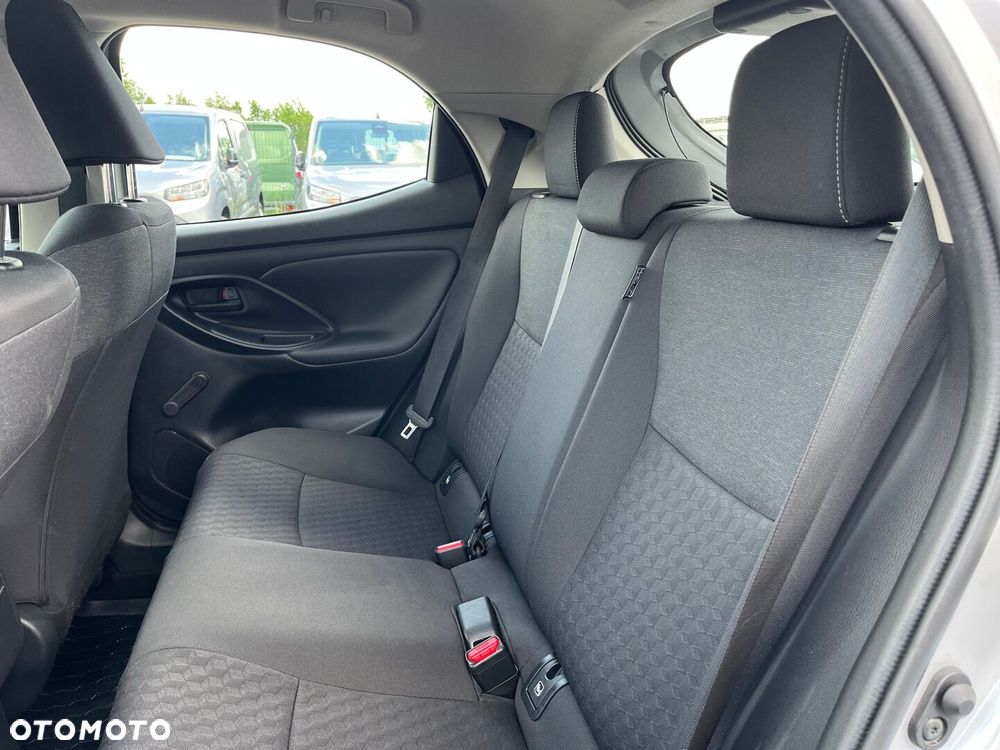 Toyota Yaris Hybrid 1.5 Comfort - 28