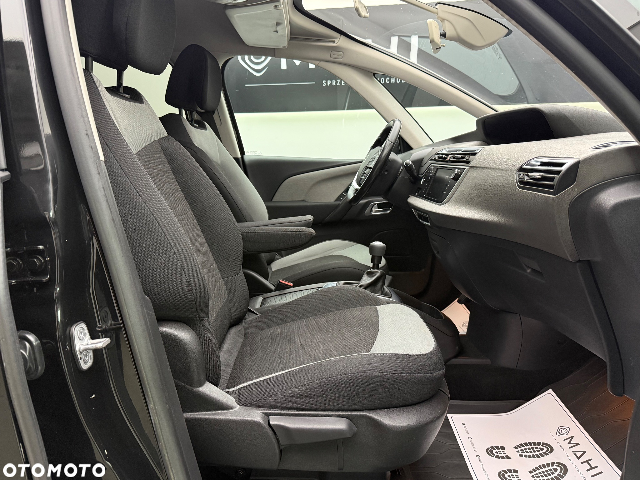 Citroën C4 Grand Picasso e-HDi 115 Intensive - 18