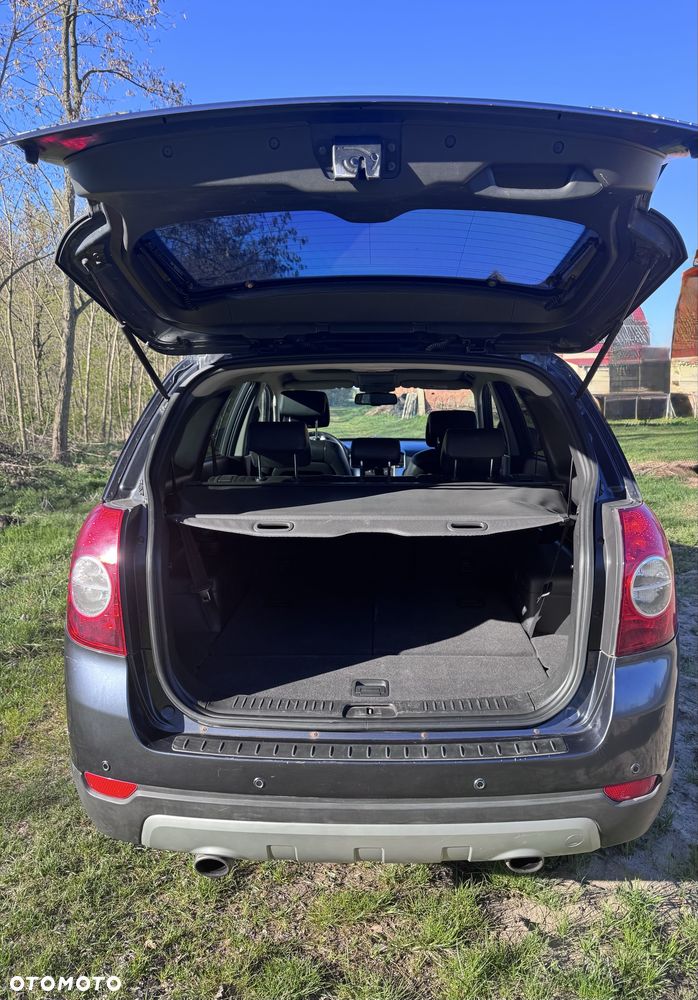 Chevrolet Captiva - 4