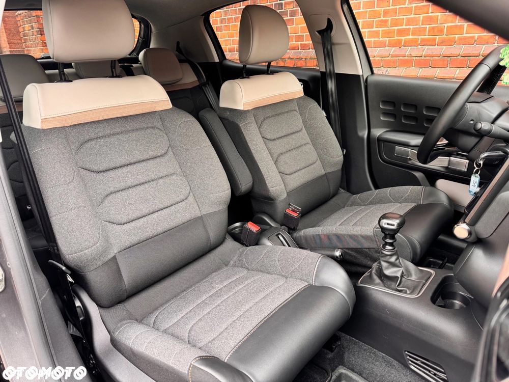 Citroën C3 1.2 PureTech GPF Shine S&S - 8