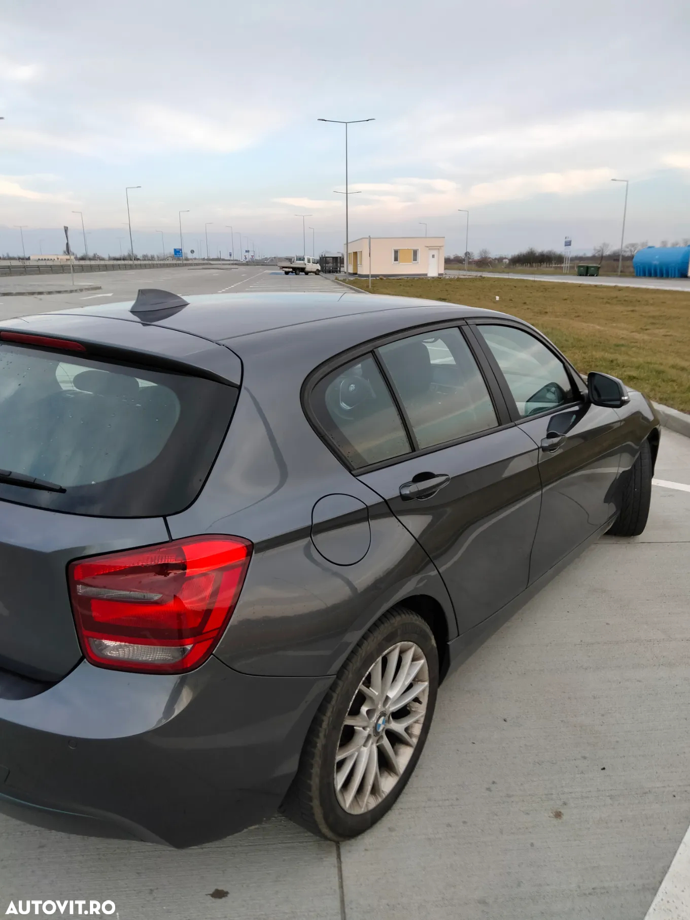 BMW Seria 1 116d - 4