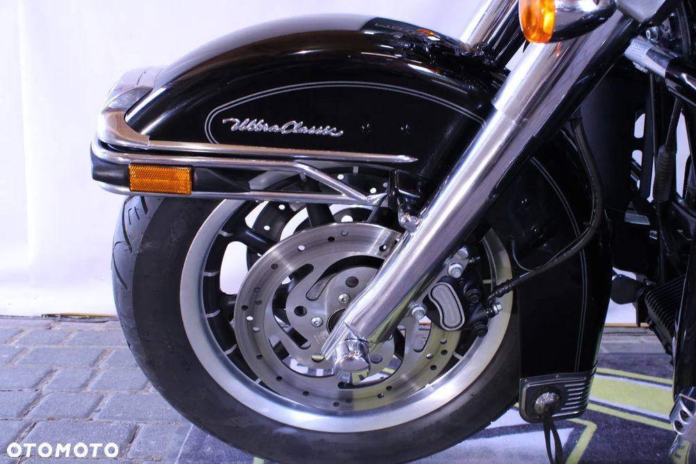 Harley-Davidson FLHTCU Ultra - 28