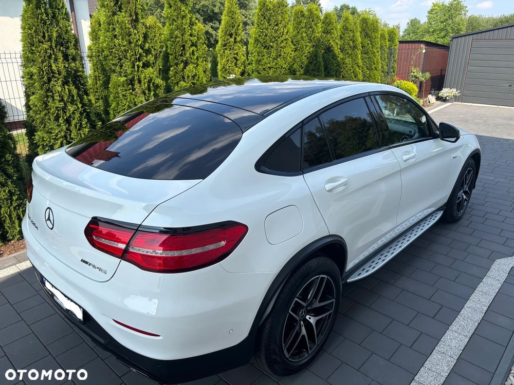 Mercedes-Benz GLC - 21