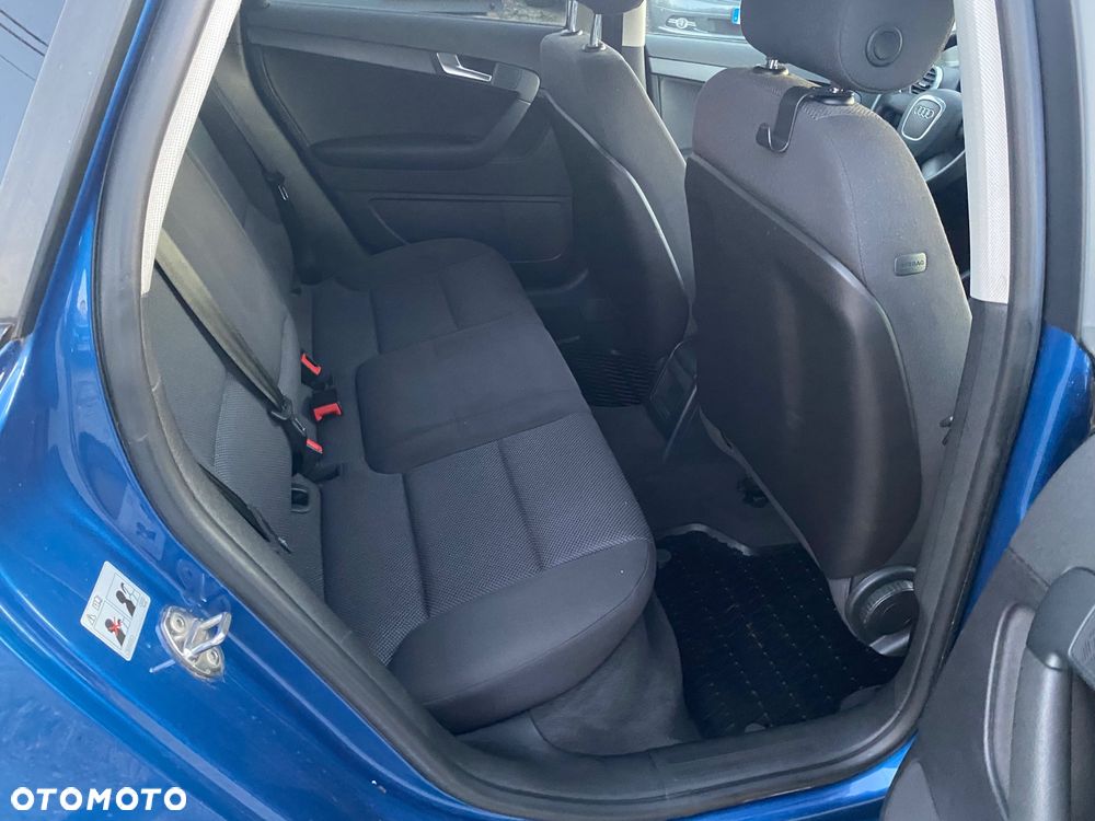 Audi A3 Sportback 1.6 Attraction - 29