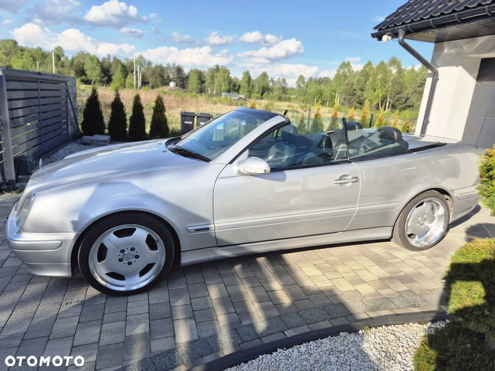 Mercedes-Benz CLK - 3