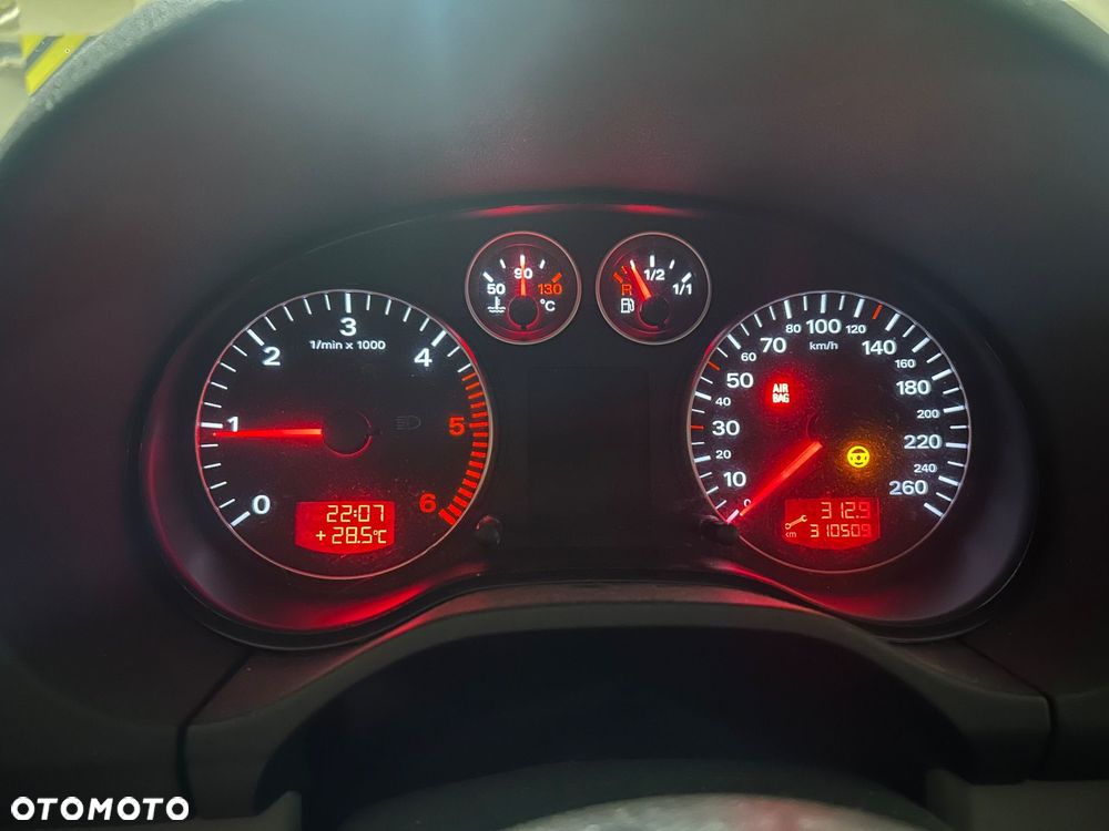 Audi A3 3-drzwiowe 1.9 TDI DPF Ambiente - 12