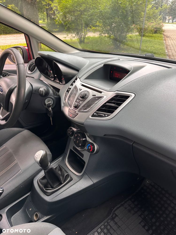 Ford Fiesta 1.6 TDCI Style - 23