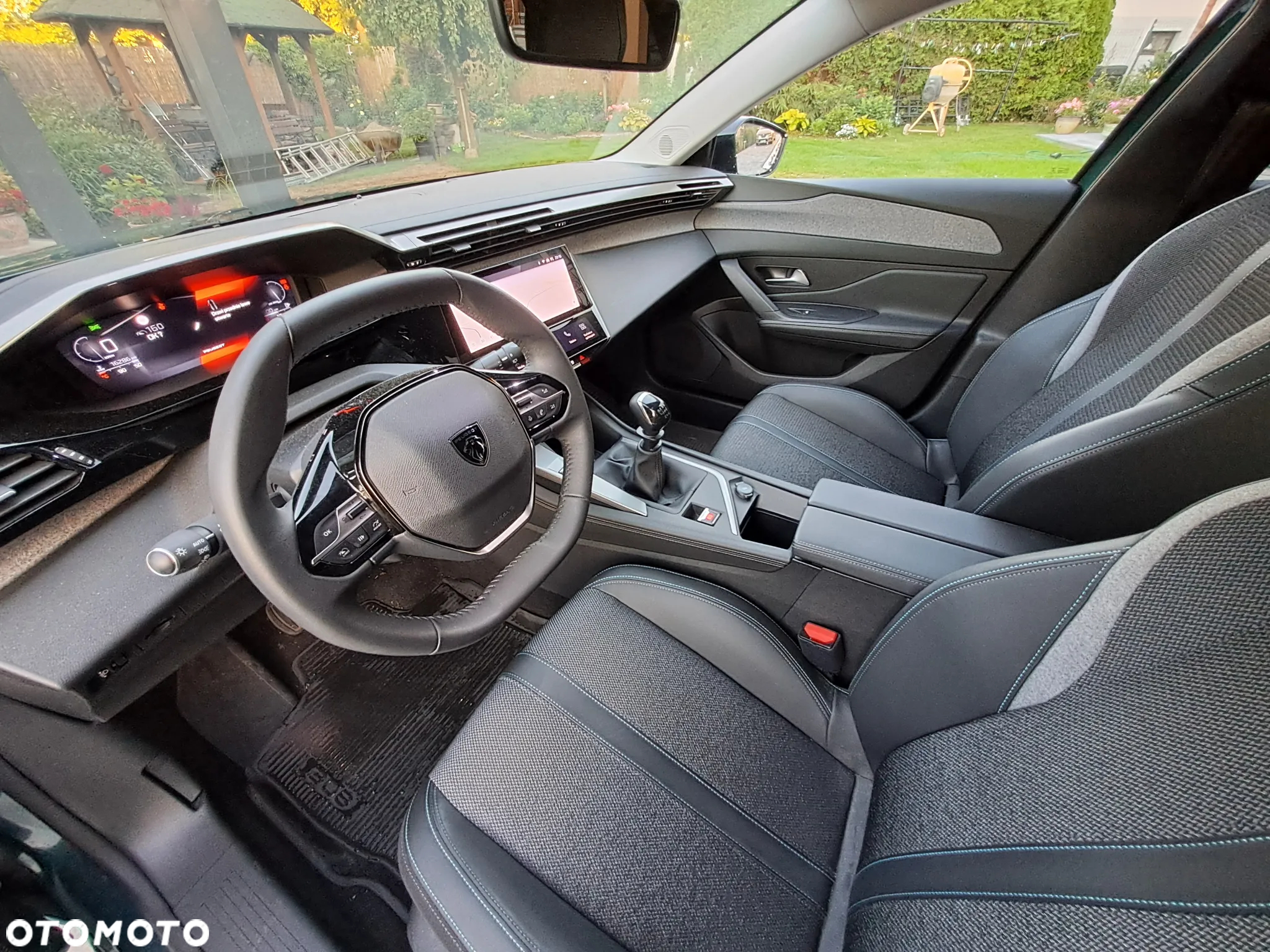 Peugeot 308 1.2 PureTech Allure Pack S&S - 18