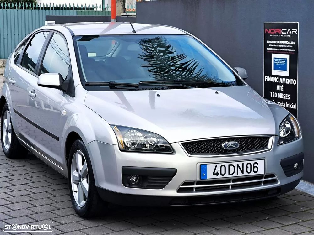 Ford Focus 1.6 TDCi Ghia - 17