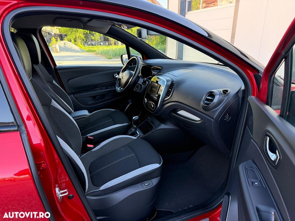 Renault Captur TCe 150 EDC GPF BOSE EDITION - 21