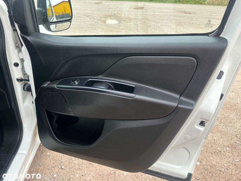 Fiat Doblo - 26