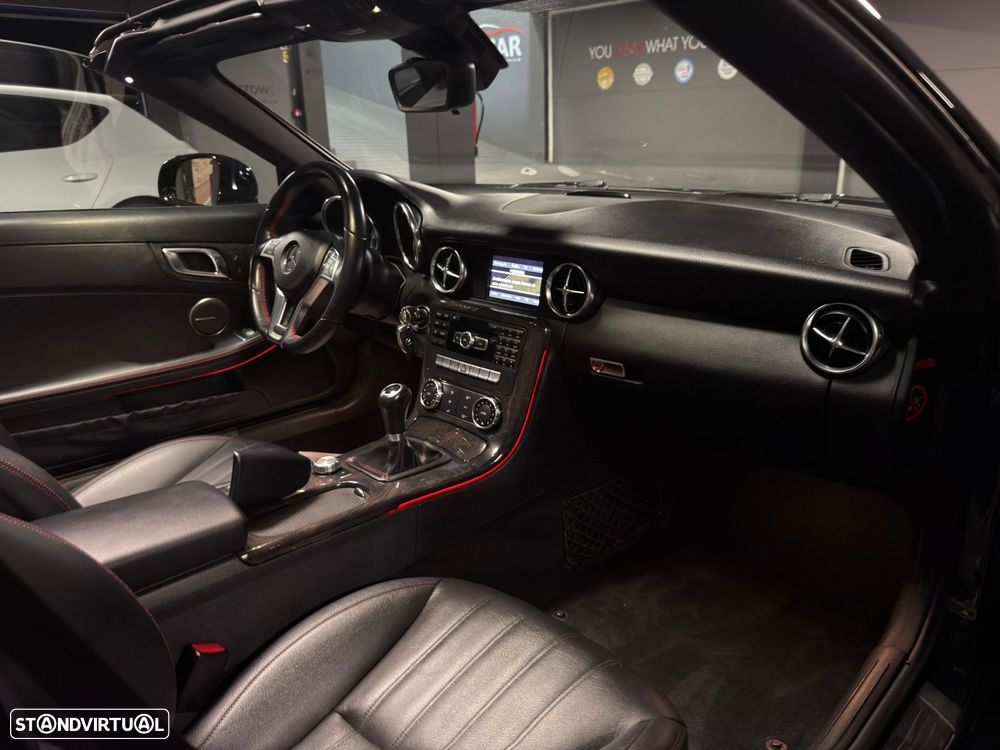 Mercedes-Benz SLK 200 — fotografia 13