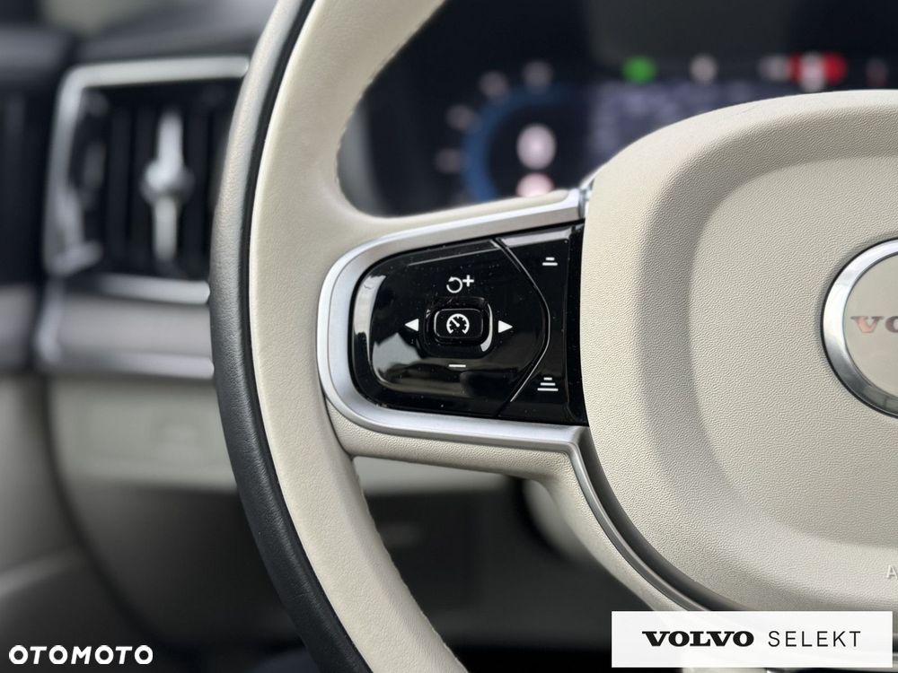 Volvo XC 90 - 11