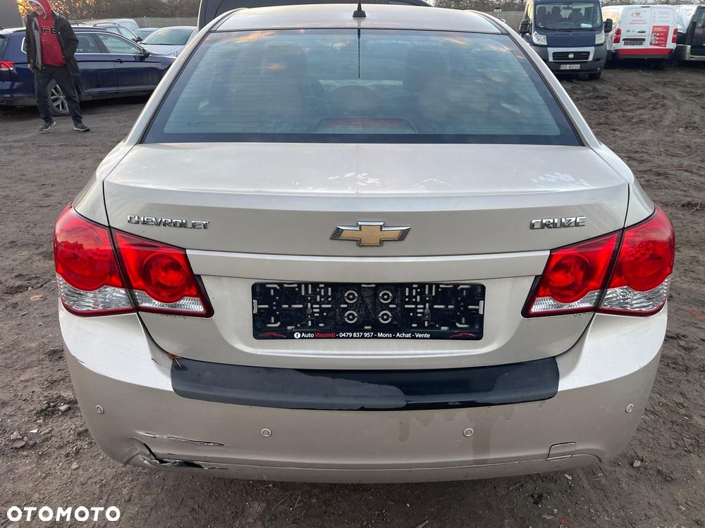 Chevrolet Cruze 1.7TD LT+ - 12