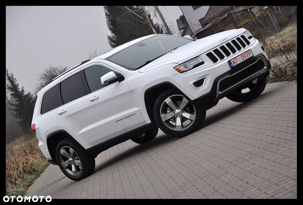Jeep Grand Cherokee - 19