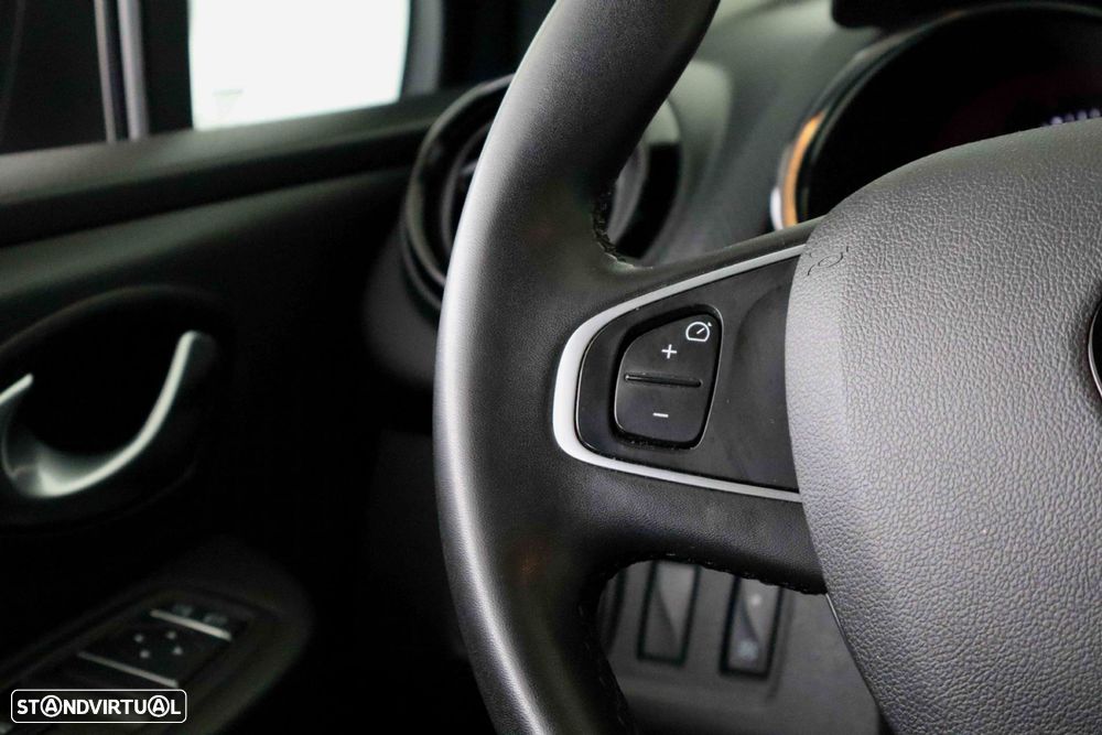 Renault Clio Sport Tourer 0.9 TCe Limited - 15