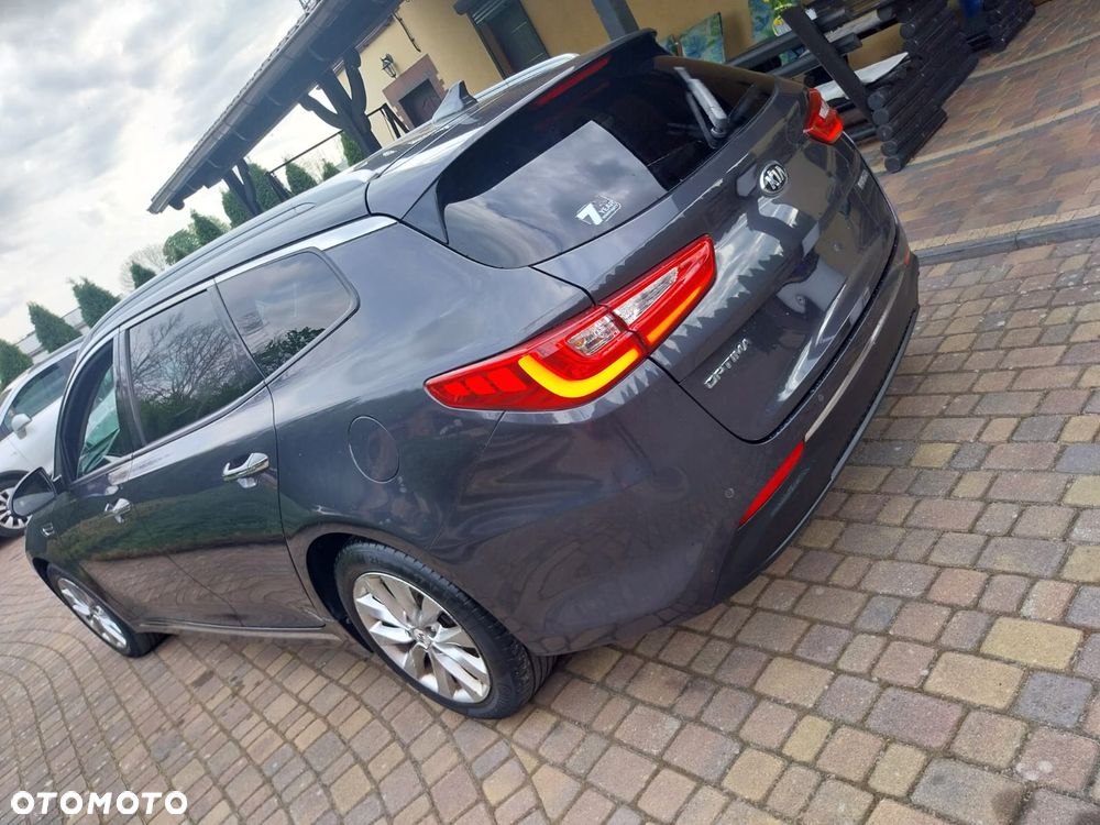 Kia Optima - 17