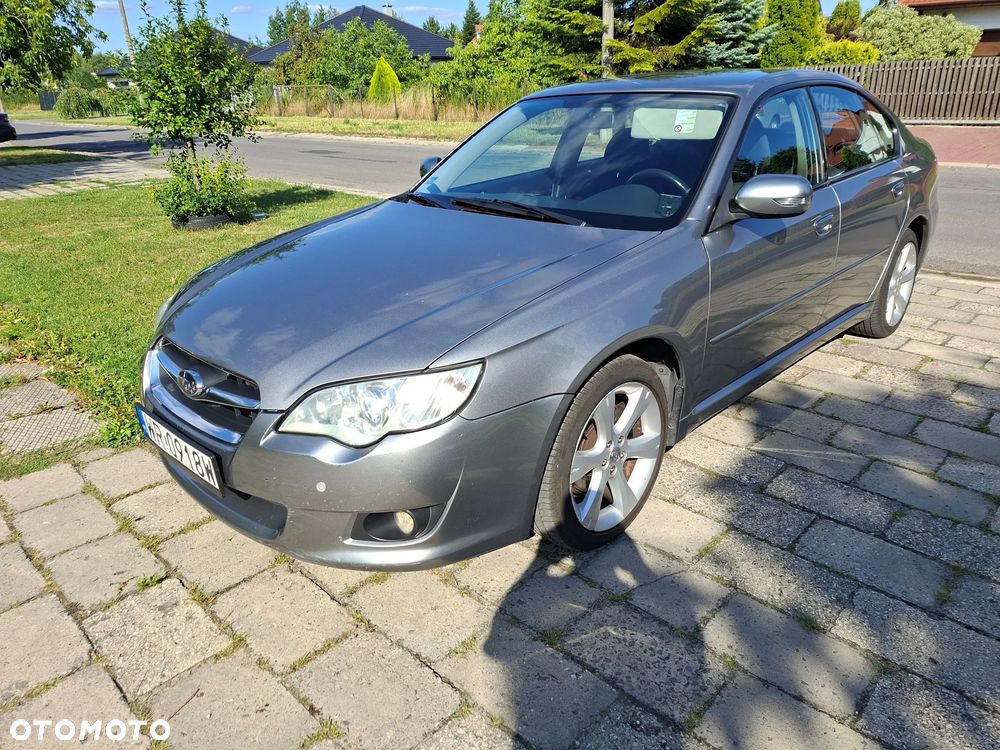 Subaru Legacy 2.0R Trend - 2