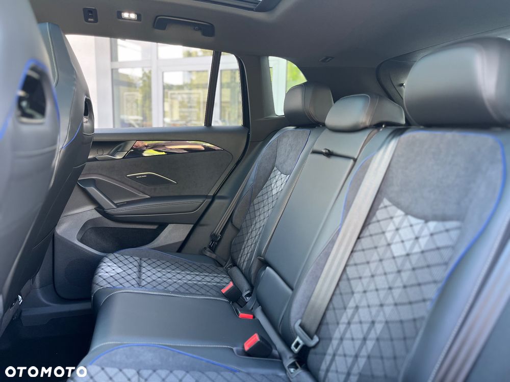 Volkswagen Tiguan 2.0 TDI SCR 4MOTION DSG R-Line - 27