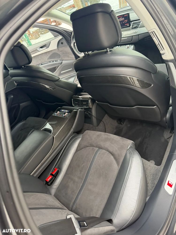 Audi S8 4.0 TFSI quattro Tiptronic - 38